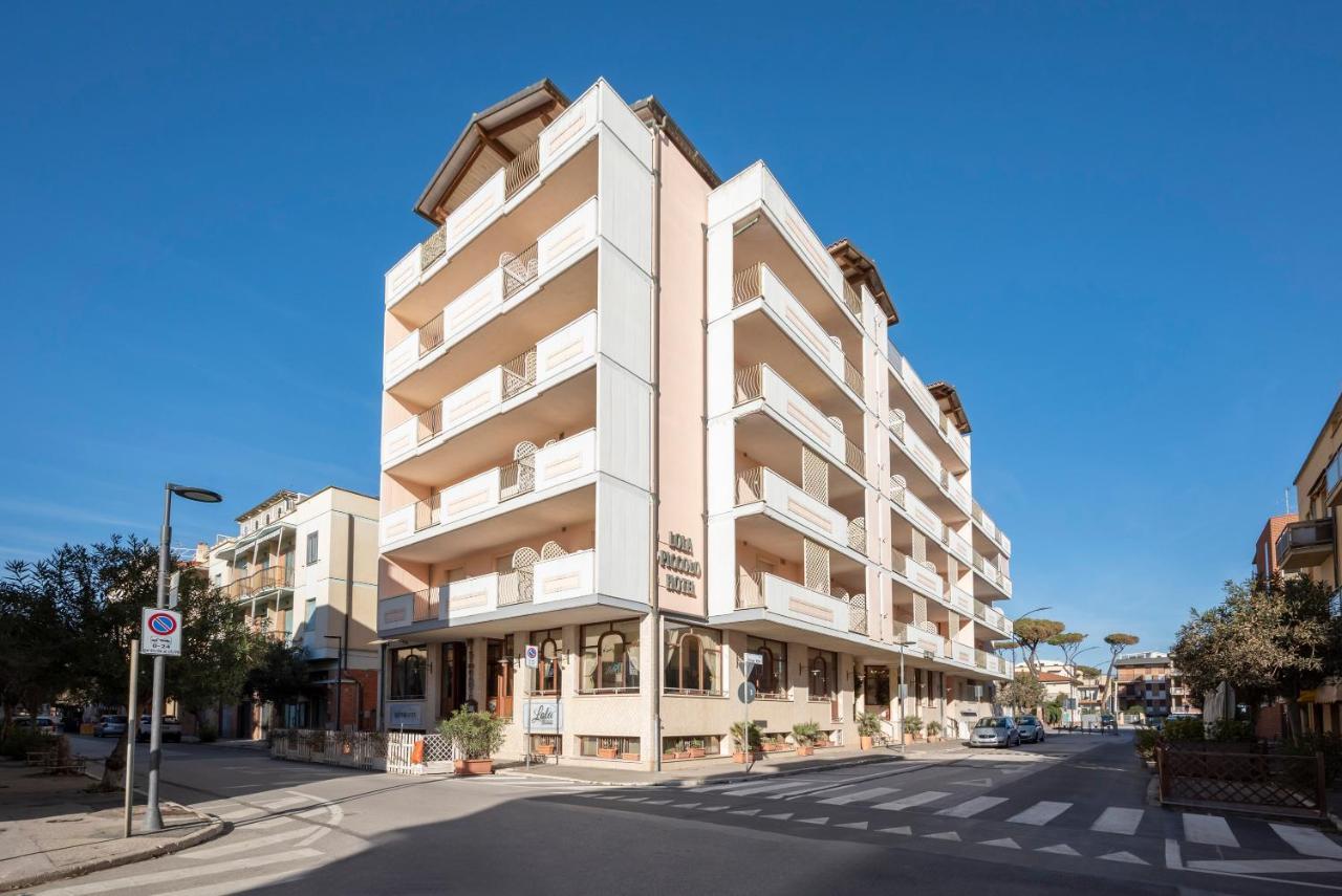 Lola Piccolo Hotel E Appartamenti Марина ди Гросето Екстериор снимка